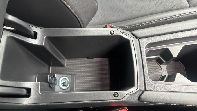 CUPRA Leon 1.5 eTSI 150 V2 5dr DSG [18Inch  alloy] Petrol Hatchback - Image 48
